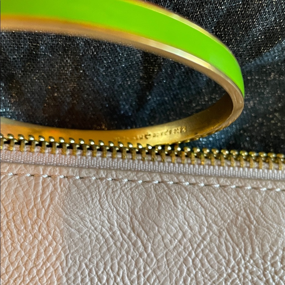 Kate Spade Green  Enamel Bow Bangle Bracelet - Authentic - Picture 9 of 9